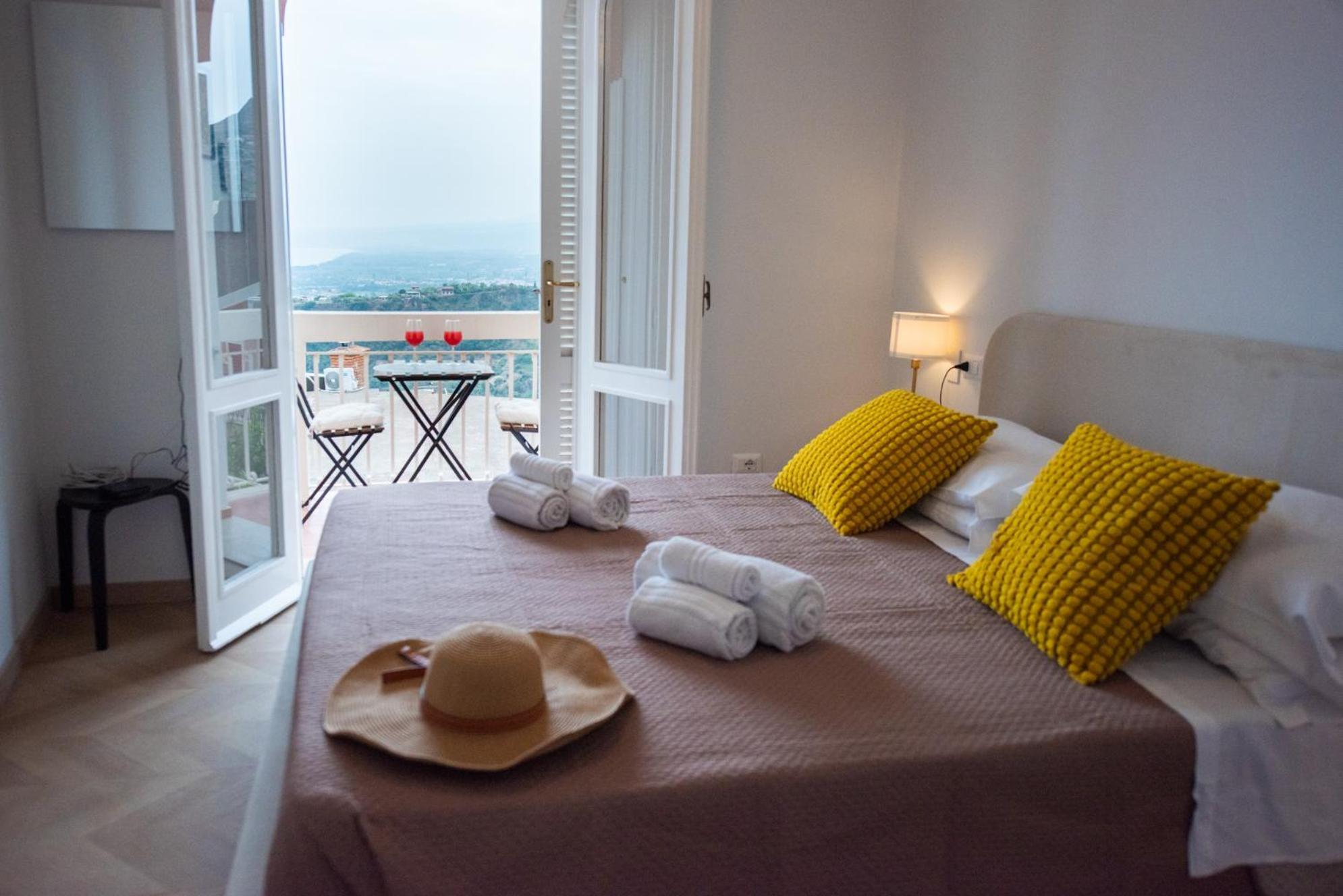 Villa Clara Suites Taormina Zewnętrze zdjęcie