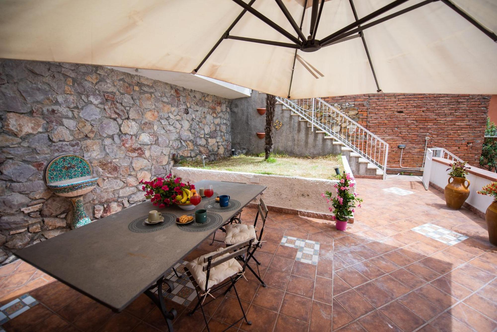 Villa Clara Suites Taormina Zewnętrze zdjęcie